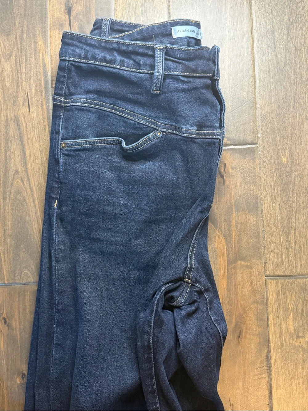 Altar’d State Women’s High Rise Wide Leg Jeans Dark Wash Denim Size 31